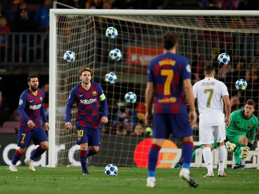 [流言板]巴萨创尴尬纪录：欧冠连续3场失3+球，13年来首遭两回合丢7球羞辱